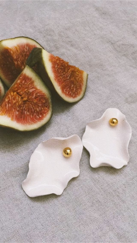Oyster earrings